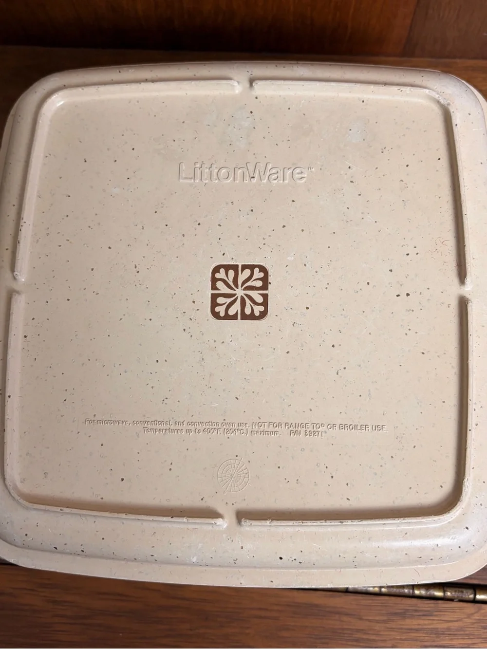 80's LittonWare Microwave Cookware 1.5 Qt Casserole Square Dish 39272 Lid 39271